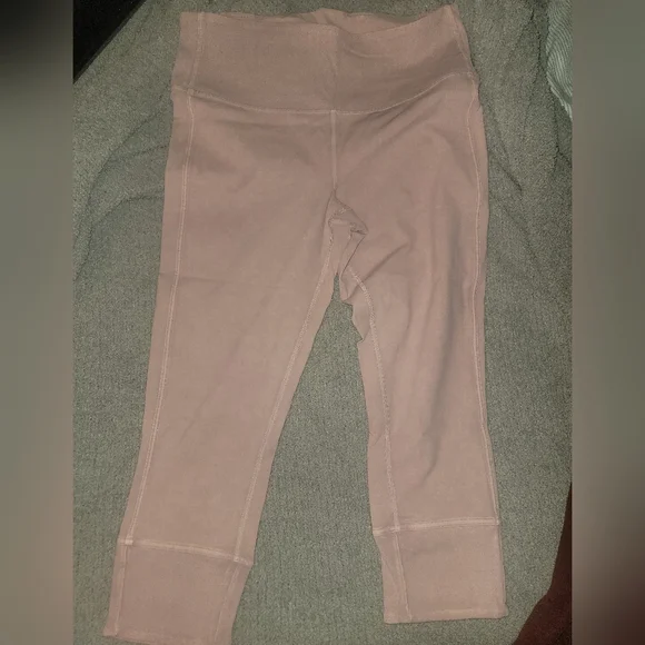 Lululemon Athletica Wunder Under Crop HR 23" Rib Size 12 - Picture 3 of 6